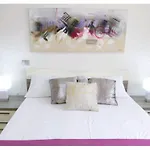 Benny\'S House